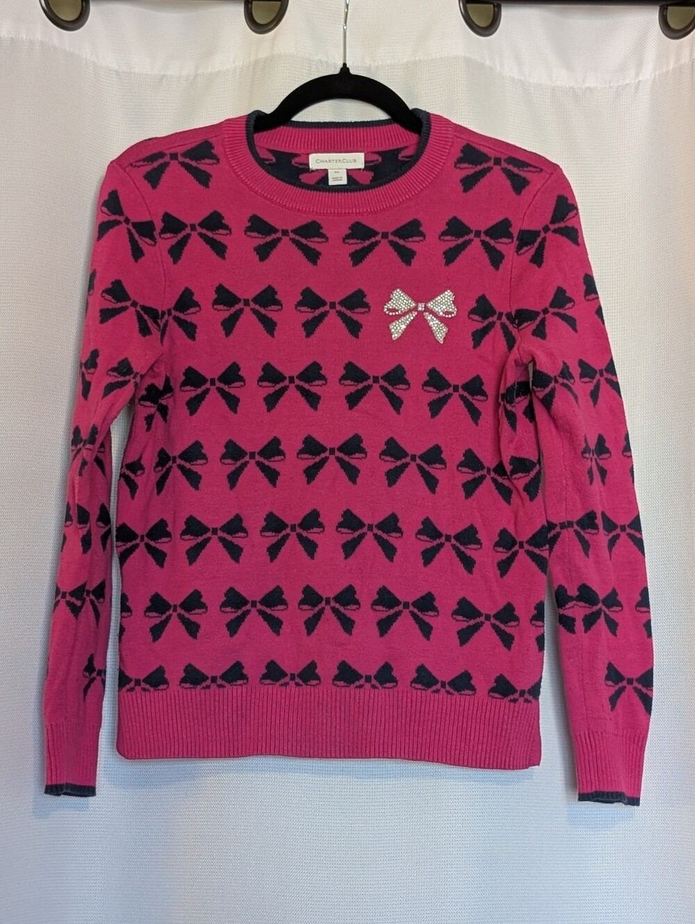Charter Club Hot Pink Navy Blue And Silver Bow Pattern Crew Neck Sweater Size PS